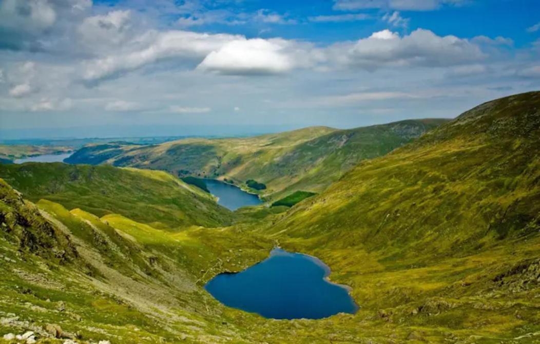 4 Bed Luxury Lodge With Hot Tub Near Lake District Warton エクステリア 写真